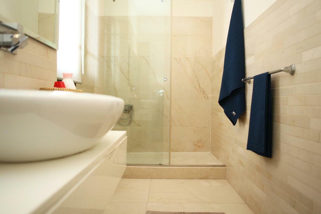 Venere 43 Apartment ตราปานี ภายนอก รูปภาพ